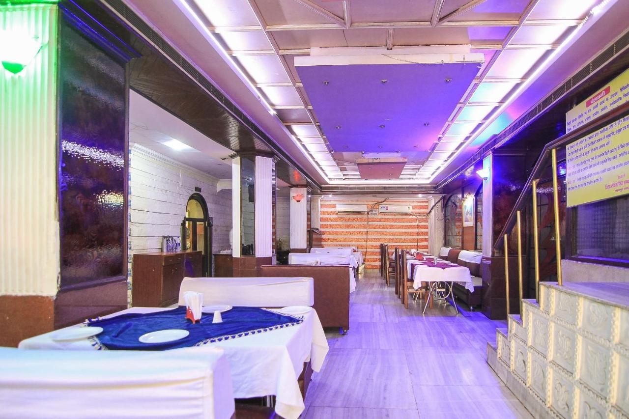 Oyo 2569 Hotel Paradise カーンプル エクステリア 写真