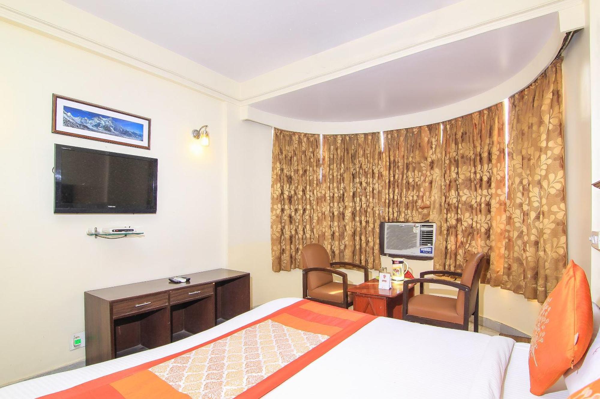 Oyo 2569 Hotel Paradise カーンプル エクステリア 写真