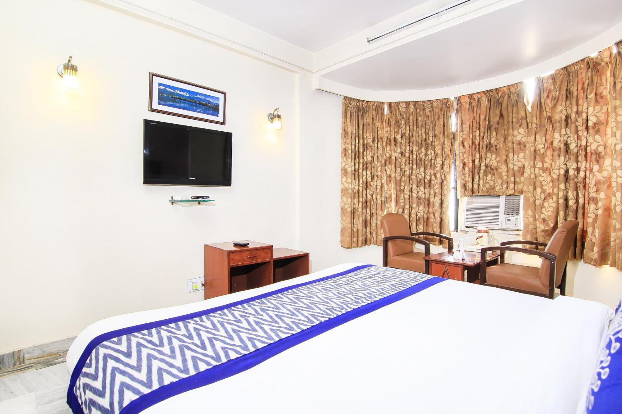 Oyo 2569 Hotel Paradise カーンプル エクステリア 写真