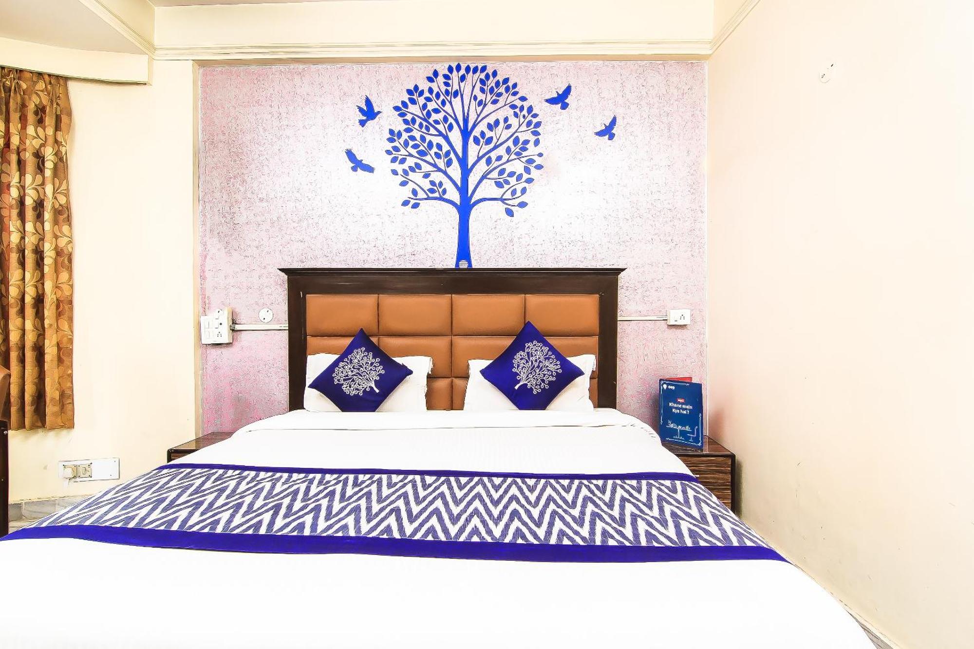 Oyo 2569 Hotel Paradise カーンプル エクステリア 写真